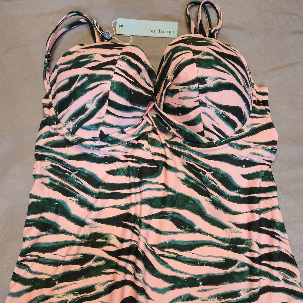NWT Bloom Birdsong Tankini 38DD Pink and Green Animal Print - Picture 2 of 6